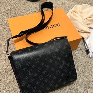 District Pm messenger bag